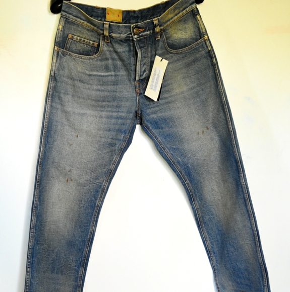 gucci jeans tag